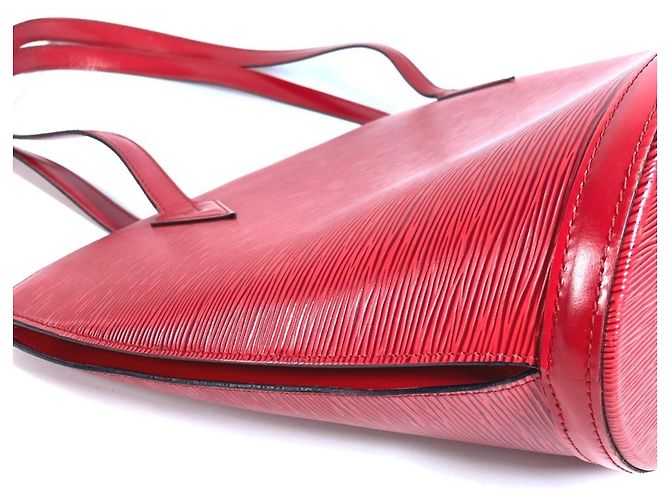 Borsa shopping Louis Vuitton Epi Saint Jacques Rosso - vista 4