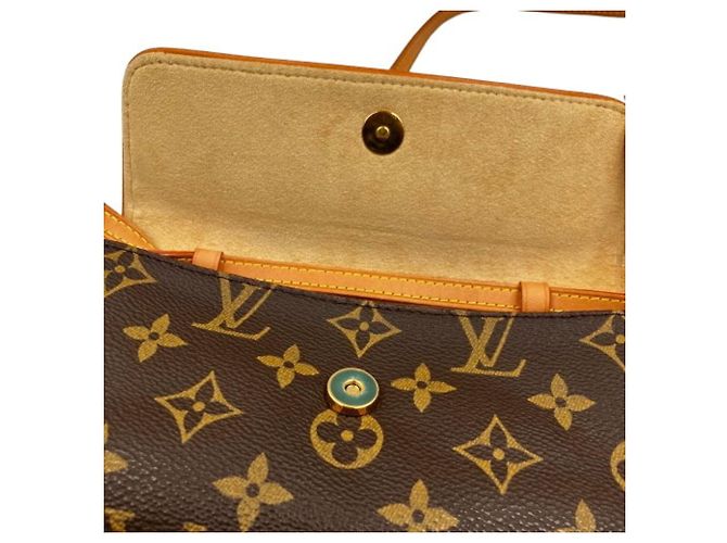Louis Vuitton Pochette Twin PM Shoulder Bag M51854 Brown - view 3