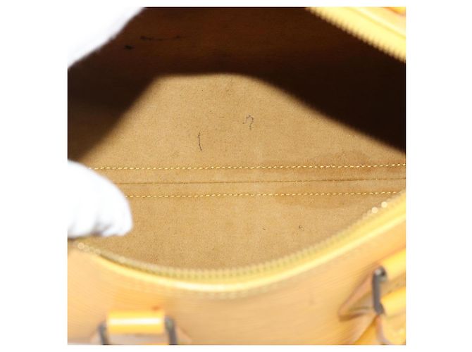 Louis Vuitton Speedy Epi Leather 25 Giallo - vista 5