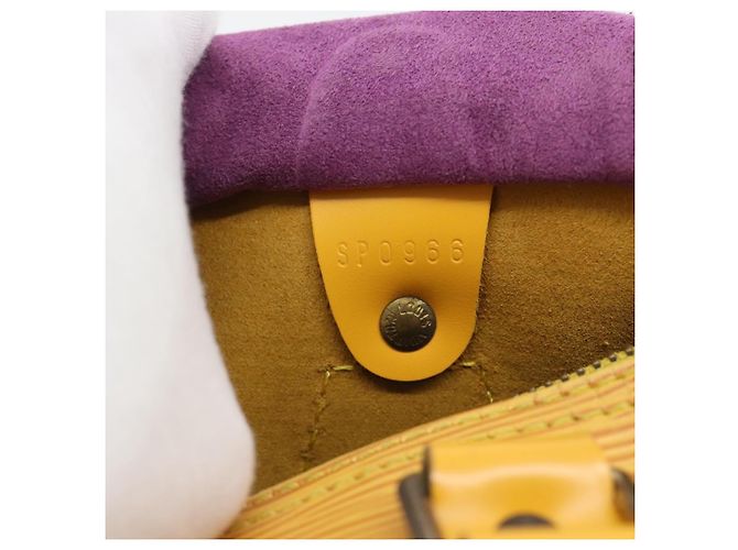Louis Vuitton Speedy Epi Leather 25 Giallo - vista 6