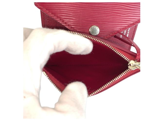 Portafoglio Victorine in pelle Epi Louis Vuitton Rosso - vista 6