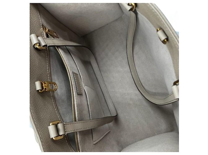 Louis Vuitton OnTheGo MM Tote Bag Grau - Ansicht 8