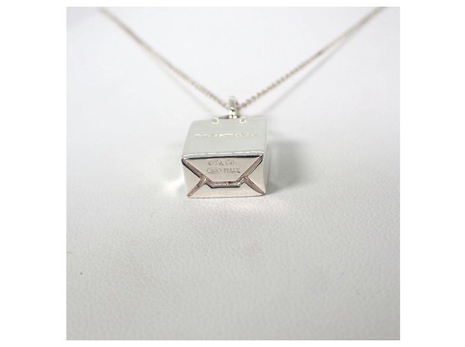 Collana con pendente a borsa in argento sterling 925 Tiffany & Co. - vista 4
