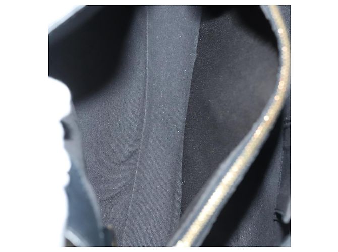 Borsa Louis Vuitton Mandara in pelle Epi MM Nero - vista 5