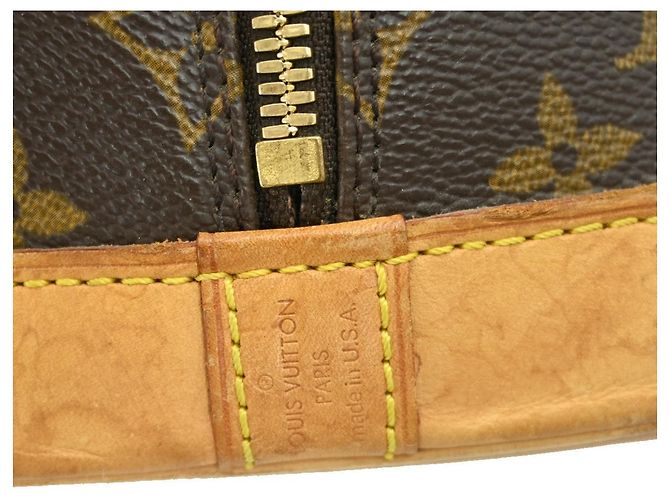 Louis Vuitton Alma Monogram Canvas PM Marron - vue 4