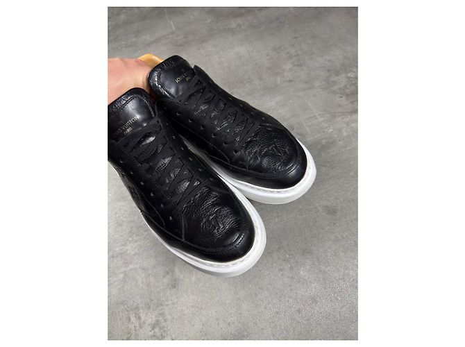 Sneakers Louis Vuitton Monogram in pelle nera Marrone Nero - vista 4