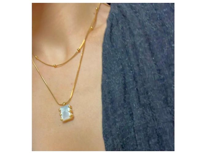 Autre Marque Collar de doble capa dorado con colgante rectangular de nácar Blanco - vista 4