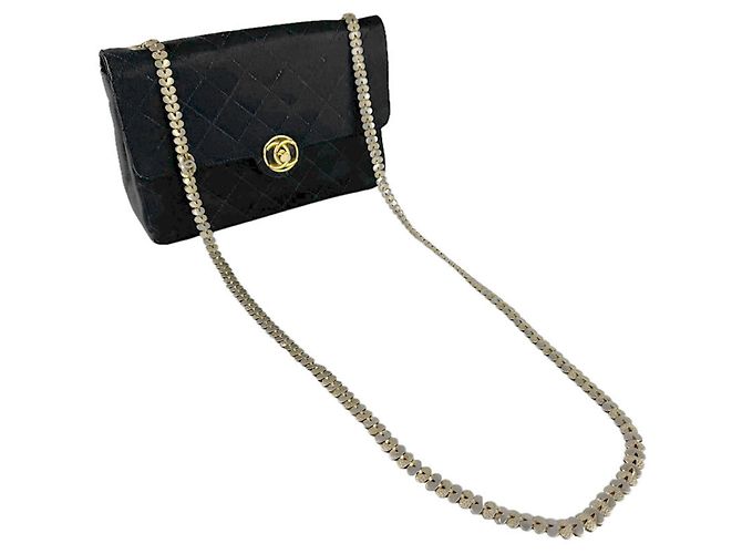 Borsa a tracolla in raso nero Chanel - vista 10