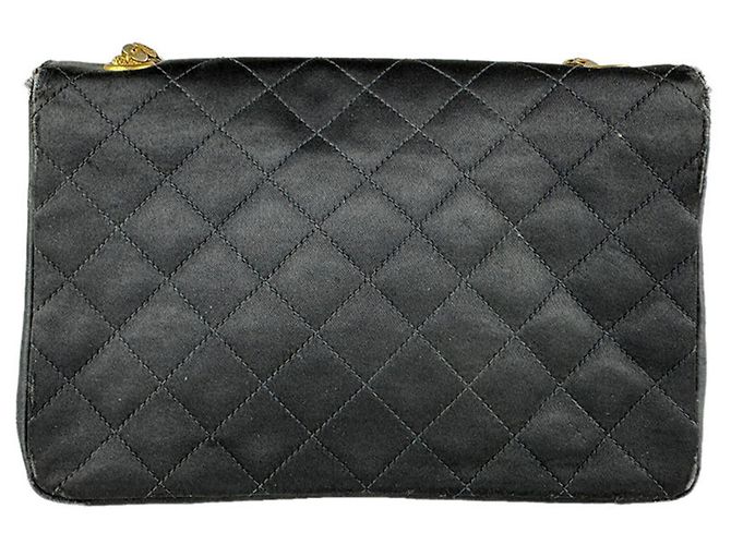 Borsa a tracolla in raso nero Chanel - vista 3