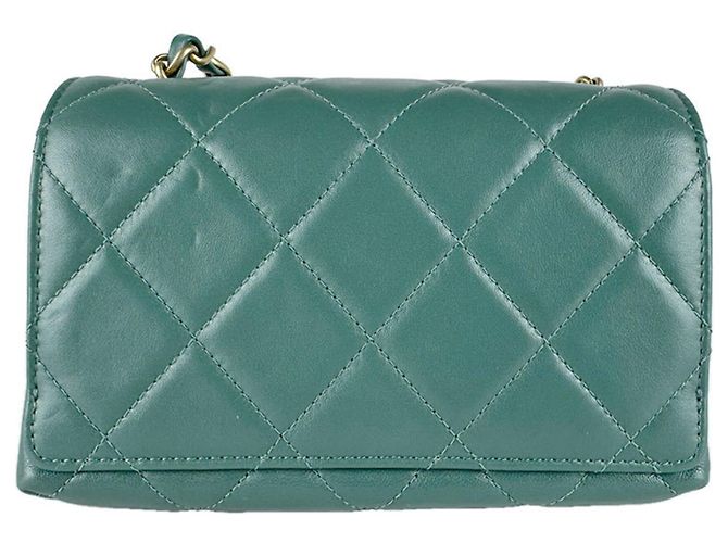 Borsa a tracolla in pelle verde Chanel - vista 3