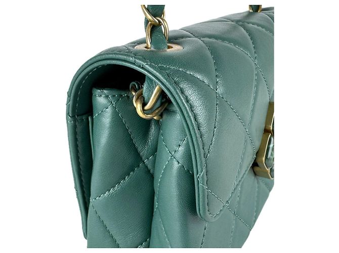 Borsa a tracolla in pelle verde Chanel - vista 6