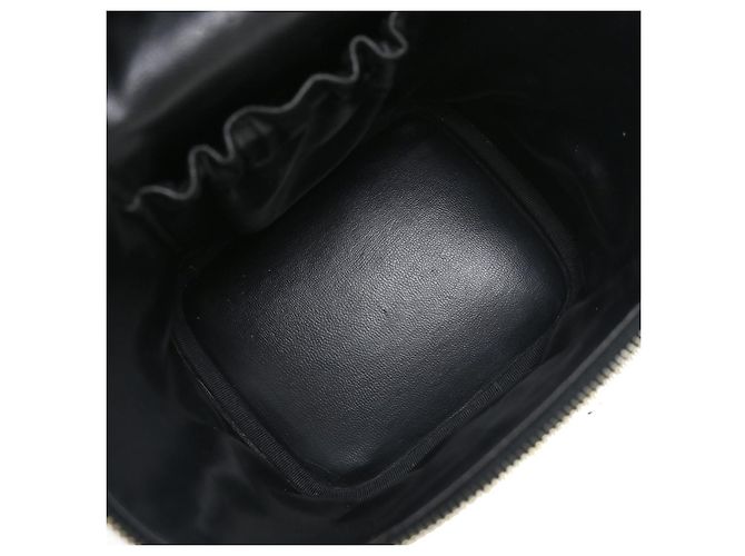 Chanel Vintage Timeless Cosmetic Case Caviar Tall Nero - vista 3