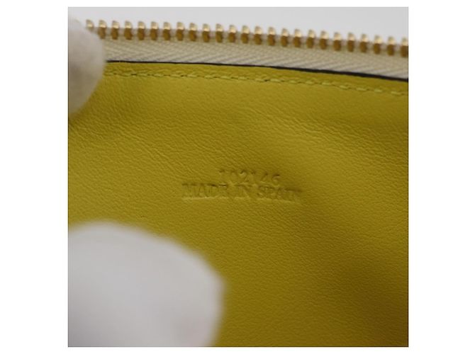 LOEWE Studio Ghibli Spirited Away Ootori-sama Tarjetero de cuero Auth 167376SM Blanco Dorado - vista 11