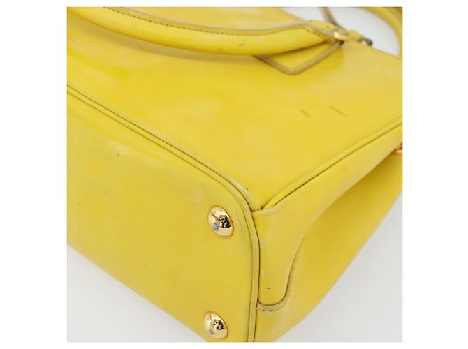Borsa PRADA Galleria in pelle vernice 2way Yellow Gold Auth 181712 D'oro Giallo - vista 17