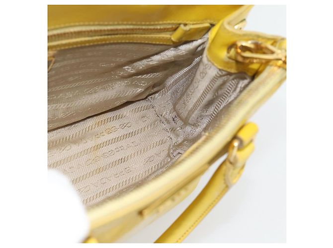 Borsa PRADA Galleria in pelle vernice 2way Yellow Gold Auth 181712 D'oro Giallo - vista 21