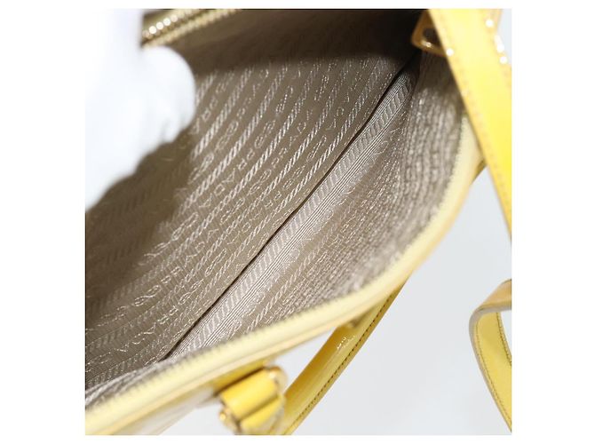 Borsa PRADA Galleria in pelle vernice 2way Yellow Gold Auth 181712 D'oro Giallo - vista 26