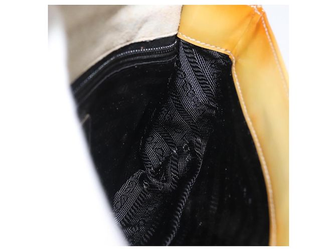 Borsa a tracolla PRADA in pelle vernice Giallo Argento Auth 180190 - vista 23