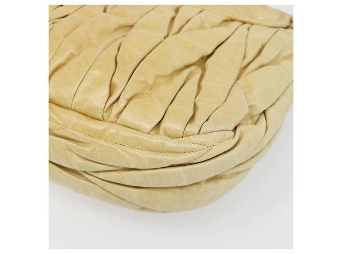 Bolsa Miu Miu Matelasse de couro 2way Yellow Gold Auth 182016V Dourado Amarelo - vista 17