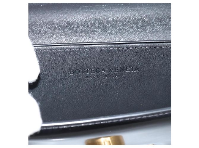 Borsa a tracolla BOTTEGA VENETA in pelle nera e oro Auth ka4471 Nero D'oro - vista 19