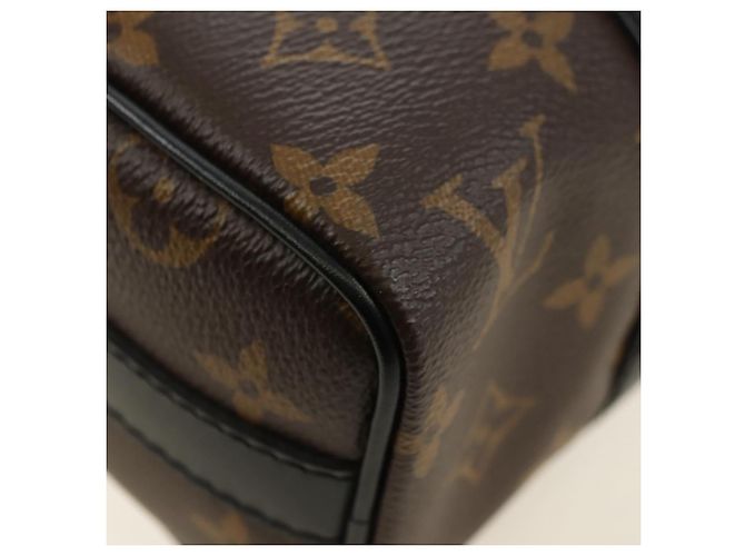LOUIS VUITTON Monogram Monkey Puppet Keepall XS Bag M80118 LV Auth 181387SM Monogramma - vista 16