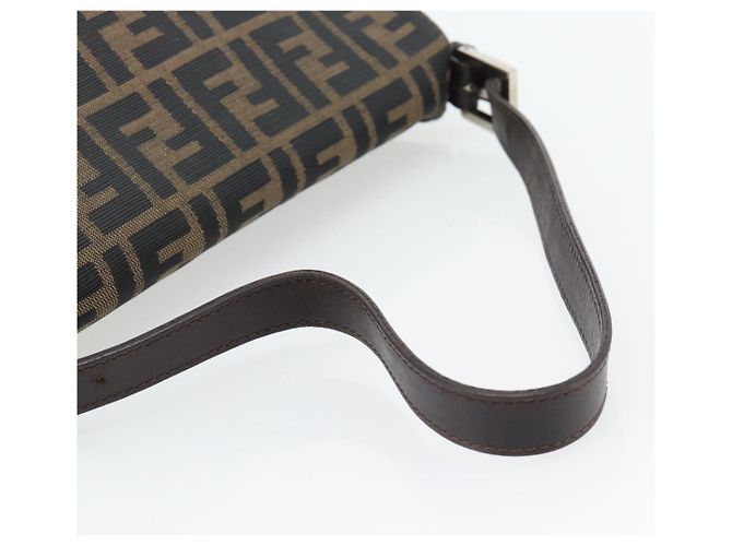 FENDI Zucca Canvas Mamma Baguette Borsa a Spalla Nero Marrone Auth 181898V - vista 7
