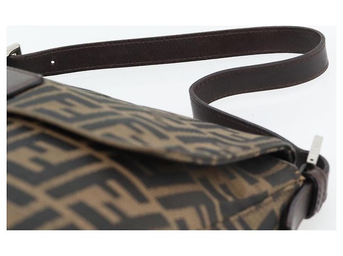 FENDI Zucca Canvas Mamma Baguette Borsa a Spalla Nero Marrone Auth 181898V - vista 8