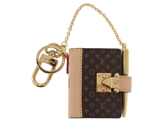 LOUIS VUITTON Monogram Couverture Carnepol Bag Charm M00992 LV Auth 167343SM Monogramma - vista 13