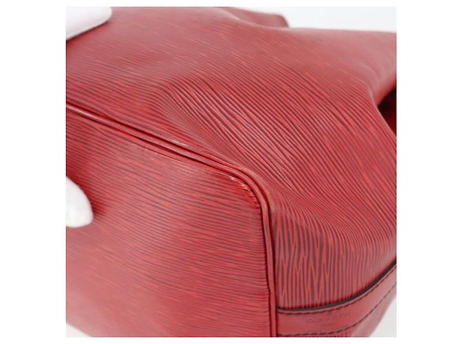 LOUIS VUITTON Epi Petit Noe Schultertasche Rot M44107 LV Auth 182826 - Ansicht 15
