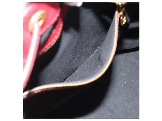 LOUIS VUITTON Epi Petit Noe Schultertasche Rot M44107 LV Auth 182826 - Ansicht 20