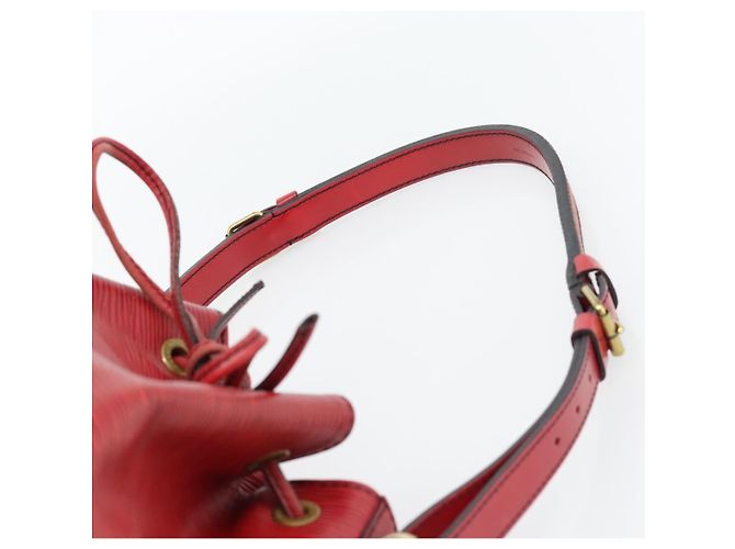 LOUIS VUITTON Epi Petit Noe Schultertasche Rot M44107 LV Auth 182826 - Ansicht 8