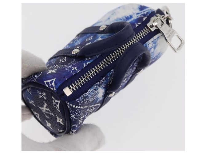 LOUIS VUITTON Monogram Bandana Porte Cles Pouch Bag Charm MP3337 Auth 167351SM Bianco Blu - vista 6