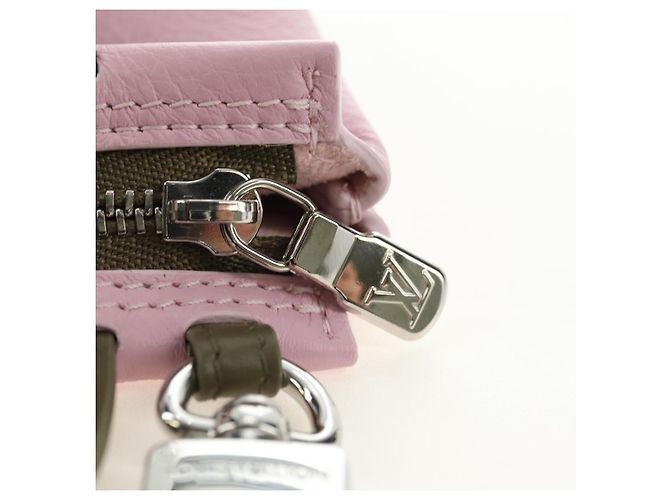 LOUIS VUITTON LV Mini Shopper Bag Charm in Pelle Rosa M03136 LV Auth 181449SM - vista 20