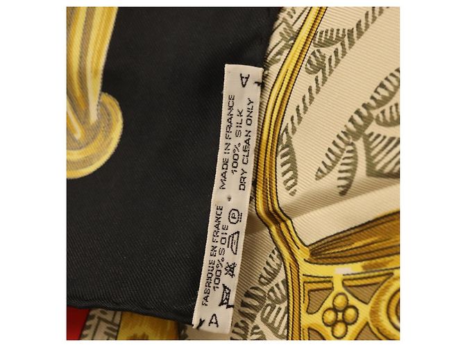 Hermès HERMES Carré 90 Sciarpa "ETRIERS" Seta Oro Autentico 182548M D'oro - vista 25
