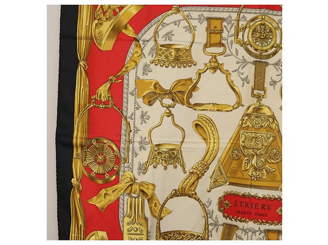 Hermès HERMES Carré 90 Sciarpa "ETRIERS" Seta Oro Autentico 182548M D'oro - vista 5