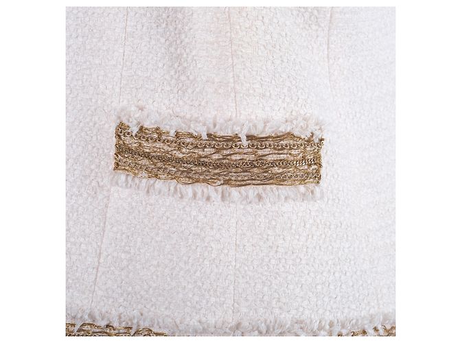 Timeless Chanel Kurzarmjacke in Elfenbein mit Seidenfutter Beige Roh Sand - Ansicht 8