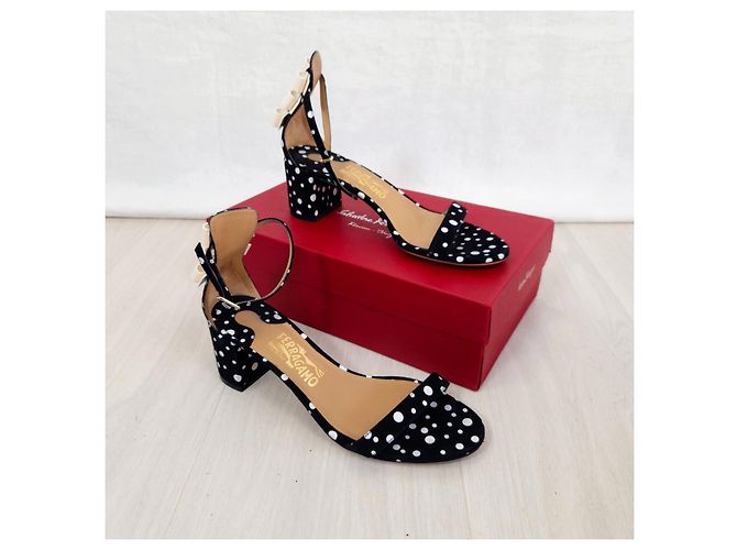 Salvatore Ferragamo x Edgardo Osorio Sandali con Tacco a Pois - vista 5