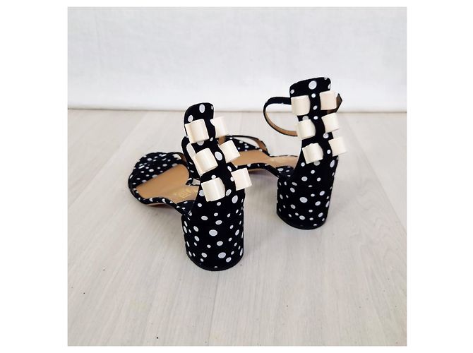Salvatore Ferragamo x Edgardo Osorio Sandali con Tacco a Pois - vista 9