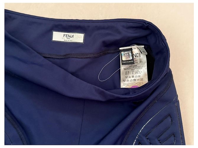 Set Sport Fendi con Top e Biker Shorts Nero - vista 11