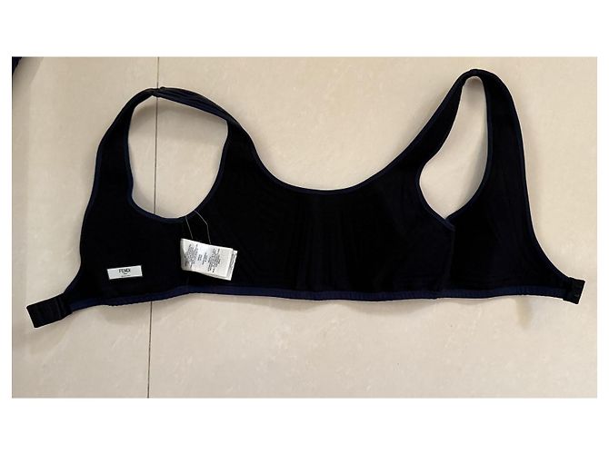 Set Sport Fendi con Top e Biker Shorts Nero - vista 15