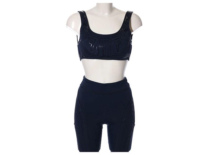 Set Sport Fendi con Top e Biker Shorts Nero - vista 2