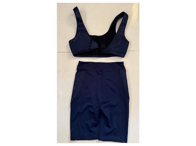 Set Sport Fendi con Top e Biker Shorts Nero - vista 9