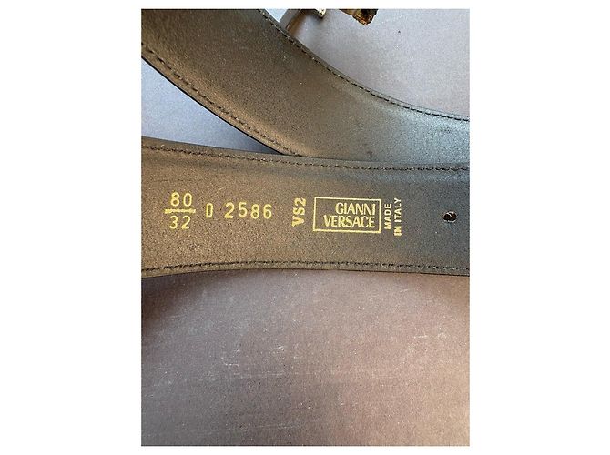 Medusa Cinto Versace Logo V em couro preto - vista 4