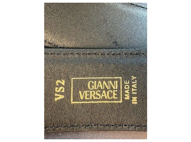 Medusa Cinto Versace Logo V em couro preto - vista 5