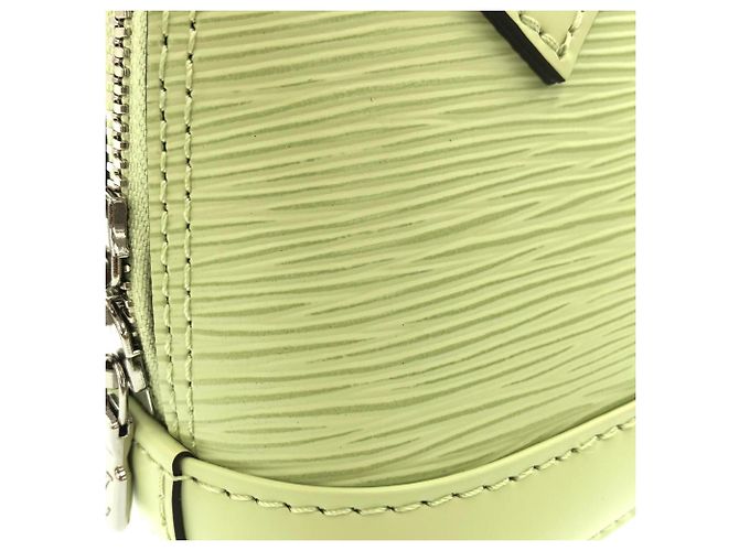 Borsa Louis Vuitton Epi Nano Alma Verde - vista 5