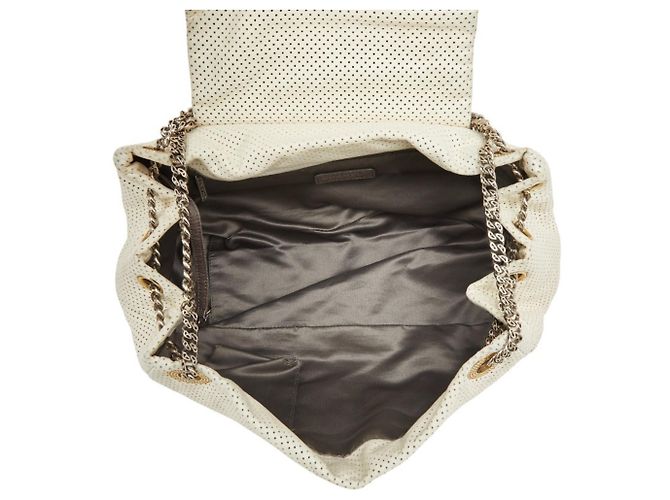 Borsa a tracolla Chanel Matelassé Coco Mark 2.55 Perforated Chain Bianco sporco - vista 8