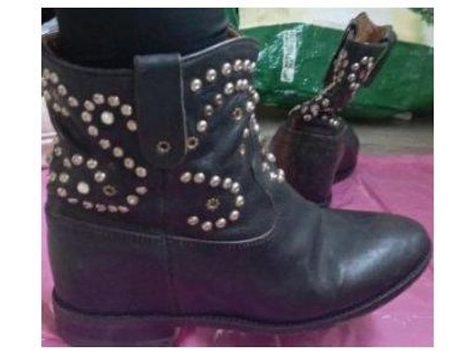 Isabel Marant Stivaletti Cowboy in pelle nera con borchie Nero - vista 6