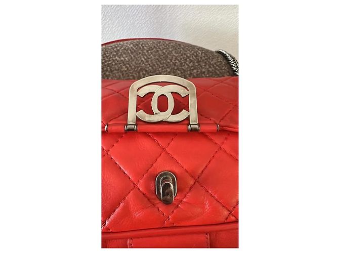 Chanel Borsa a Tracolla in Pelle Rossa Trapuntata Rosso - vista 5