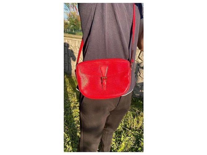 Louis Vuitton Saint Jacques Epi Pelle Rossa Rosso - vista 13
