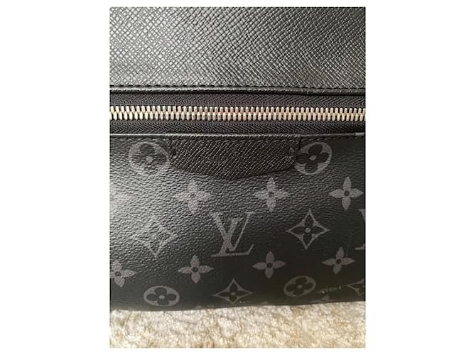 Louis Vuitton Zaino Monogram Eclipse Nero - vista 7