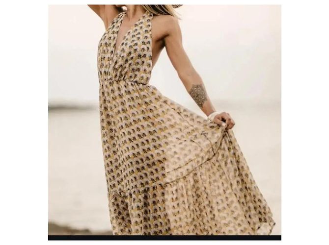 Autre Marque Vestido Maxi Amarillo Estampado Floral Negro Blanco Azul - vista 2